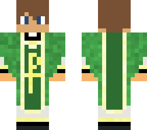 sacerdote con casulla verde del tiempo ordinario