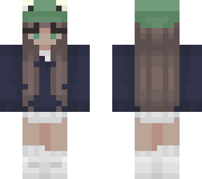 brunette with green eyes and frog hat
