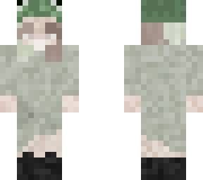 frog w/ split dye hair