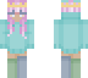 girl with pink hair and a crown