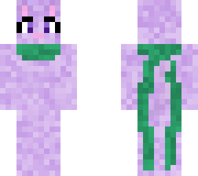 gato morado con chalina verde