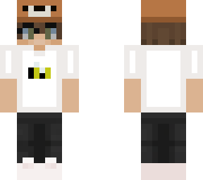 beddi with a white t-shirt