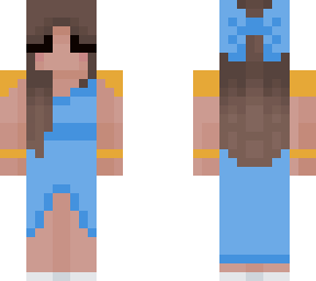 yossi in blue outfit with jewlery